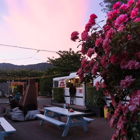 Adventure Inn Marahau Extérieur photo