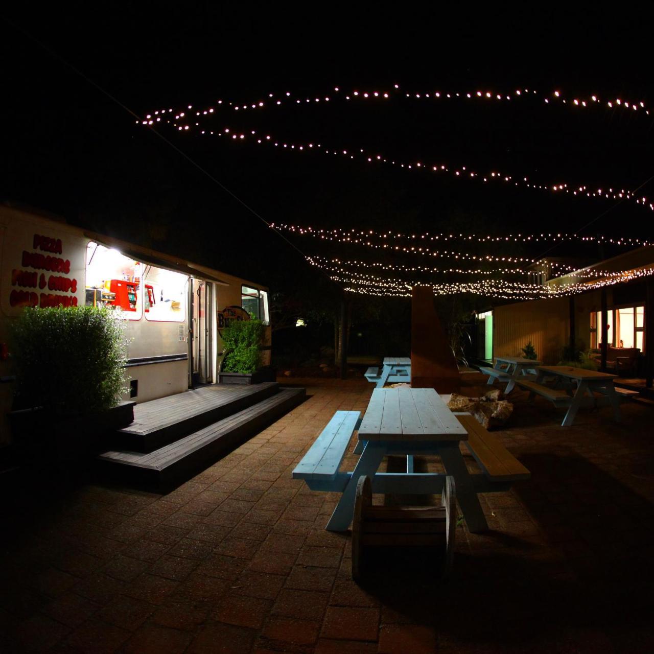 Adventure Inn Marahau Extérieur photo